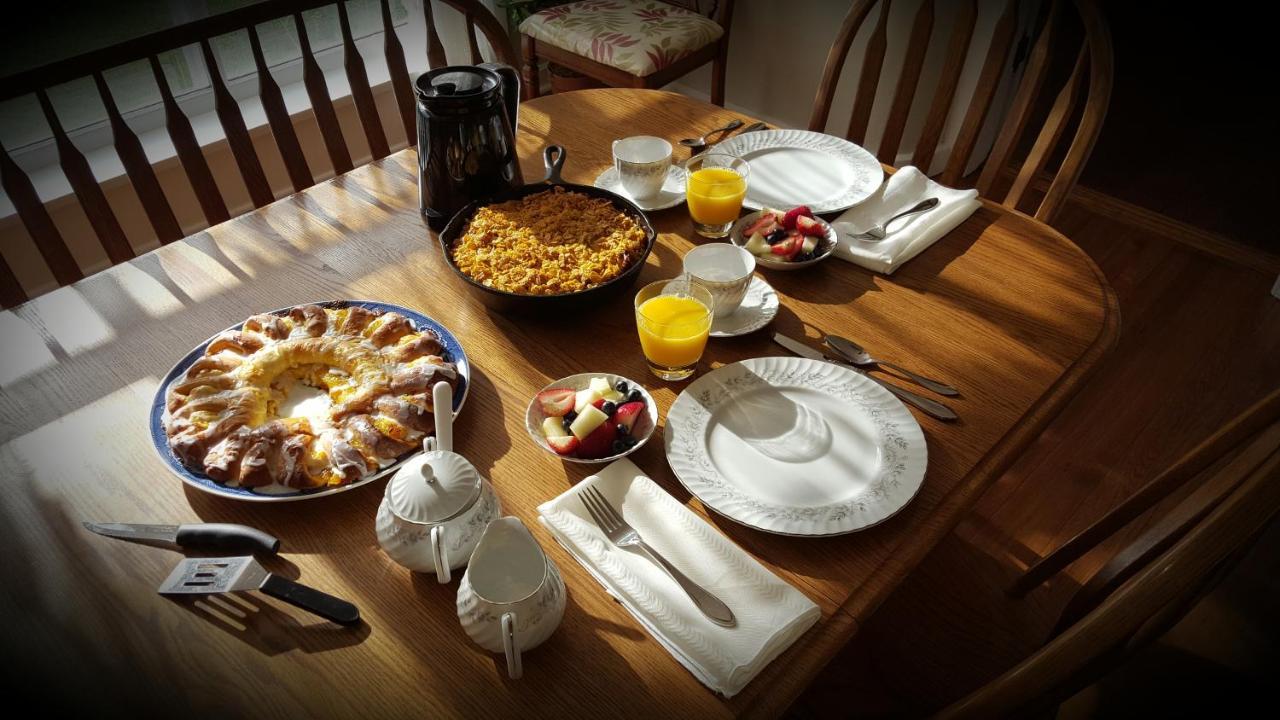 Centennial Inn Bed & Breakfast Conneaut Εξωτερικό φωτογραφία